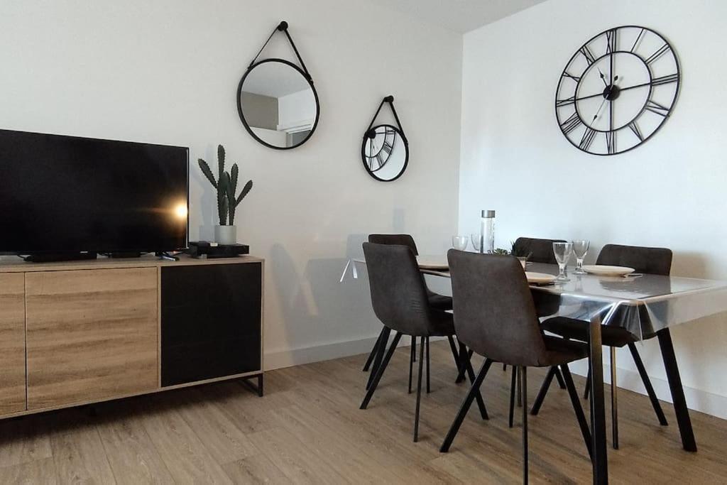 Les Geraniums, Bel Appartement Renove, Proche Plage Et Commerces La Seyne-sur-Mer Buitenkant foto